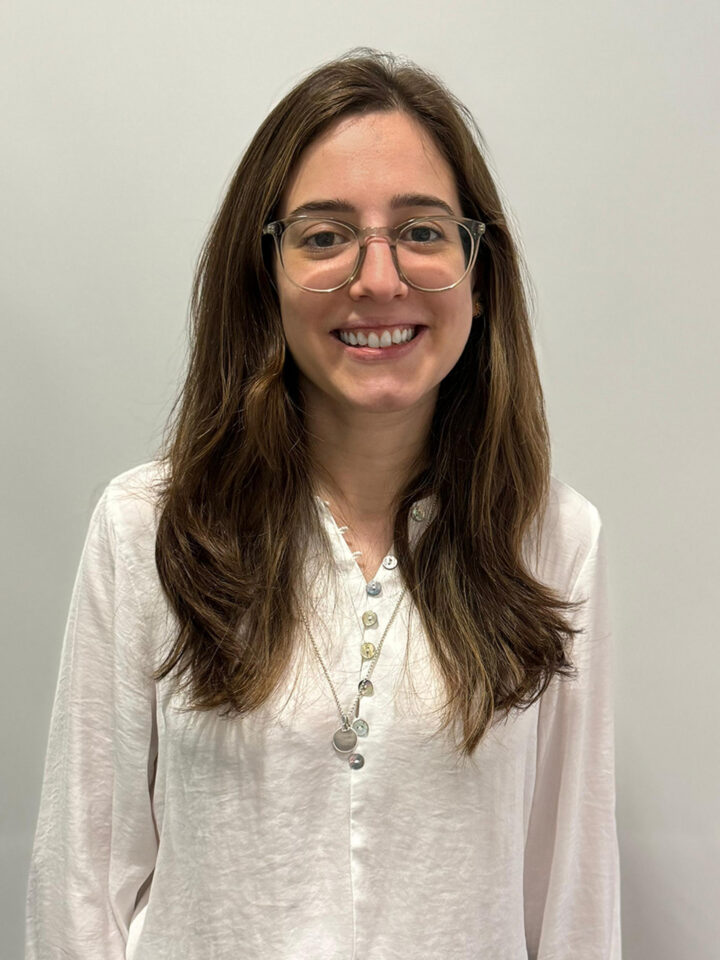 Belen Abente, Manager